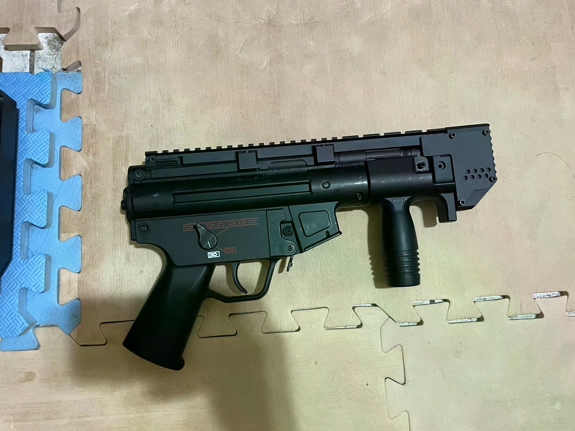 Cyma MP5K SwordFish 生存遊戲 衝鋒槍 展示照