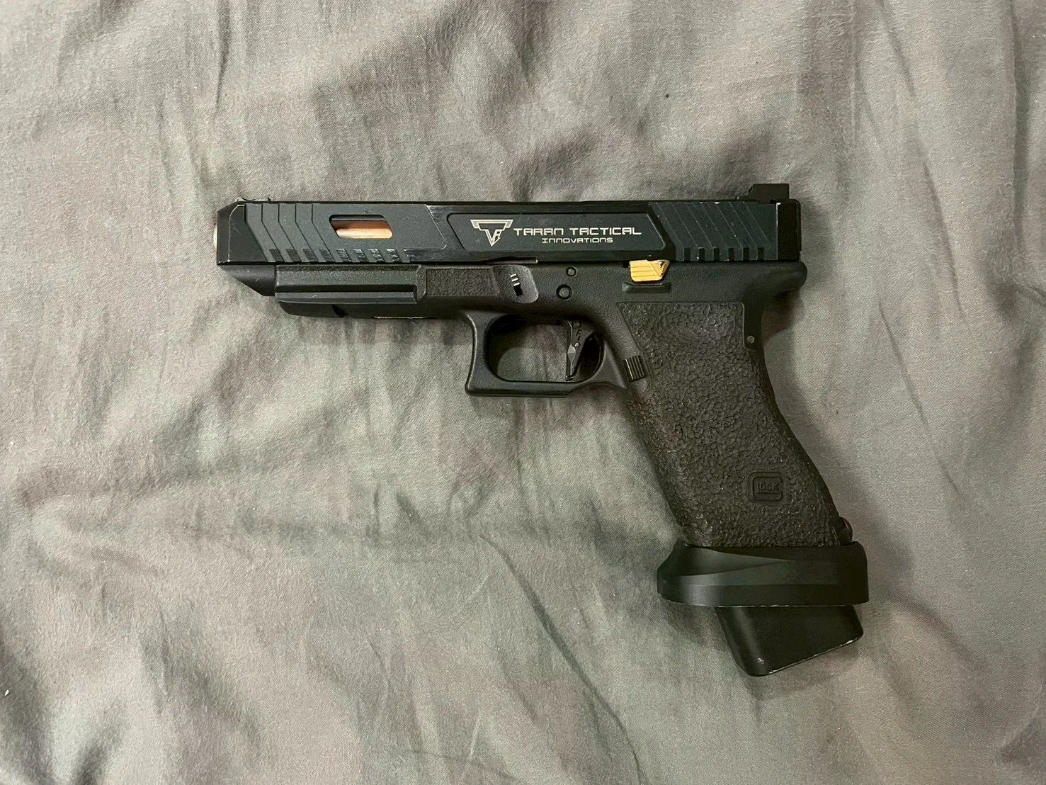 MARUI TTI G34 生存遊戲 手槍 展示照