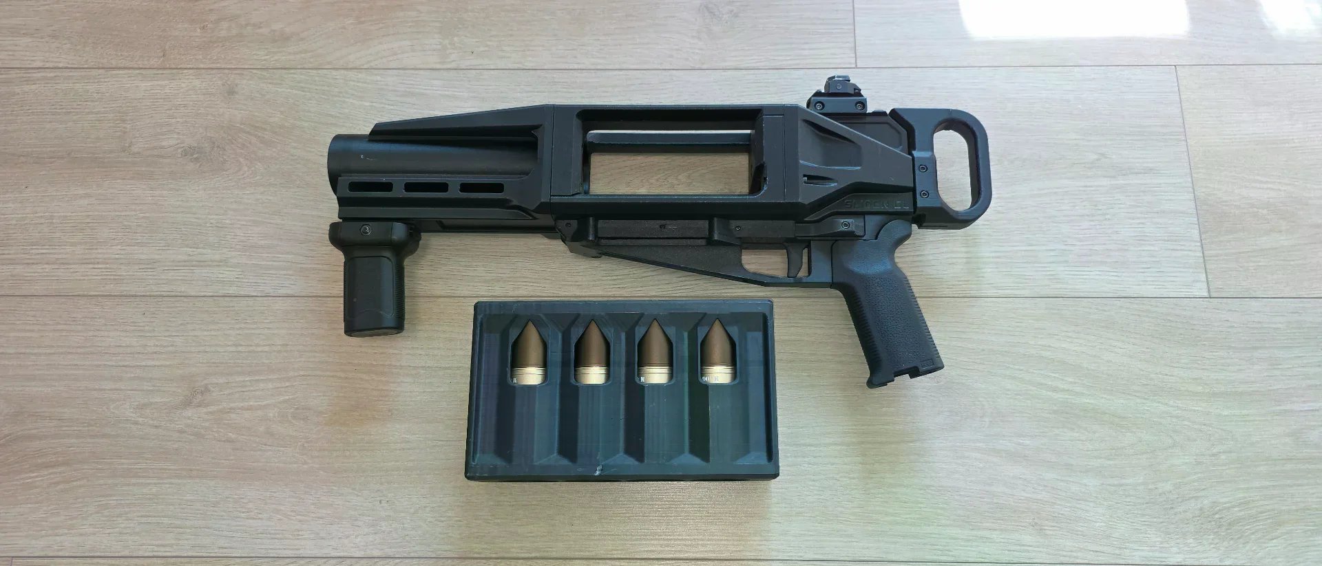 亞龍工作室 Slider GL (Mag fed Grenade Launcher) 生存遊戲 榴彈發射器 展示照